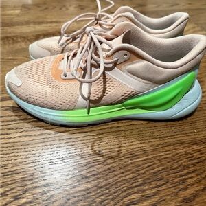 lululemon athletica blissfeel Athletic Shoes